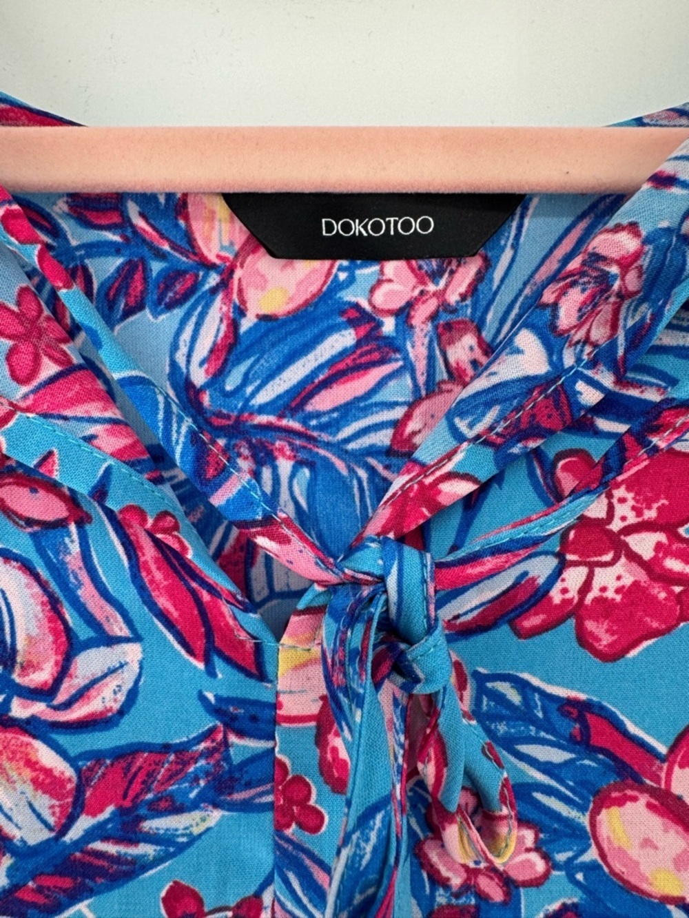 Dokotoo Women's Blue and Pink  Floral Mini Dress With Tie Neck Size XL - Picture 5 of 8